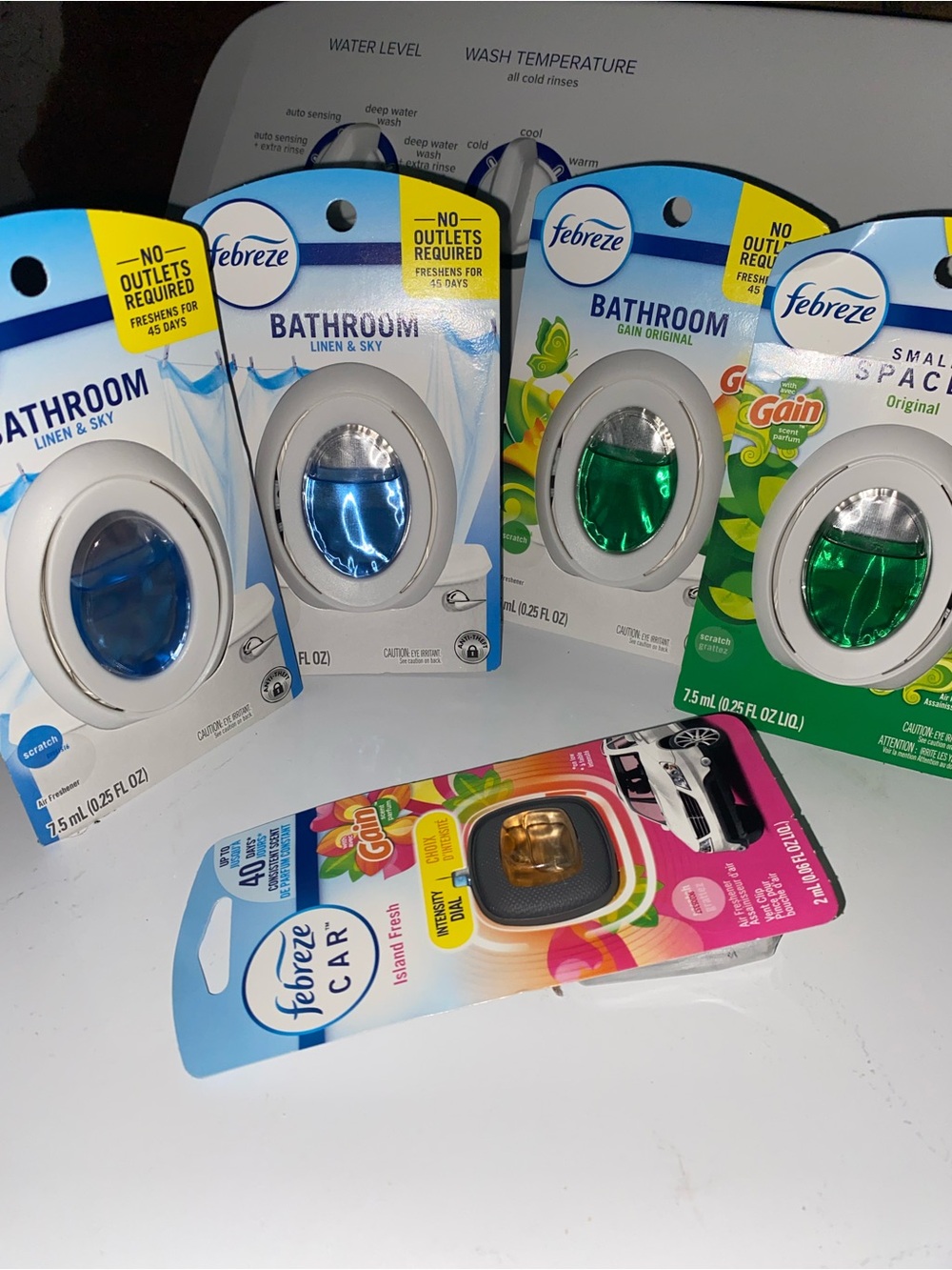 Febreze Bathroom Linen & Sky Air Freshener Pair - Blue